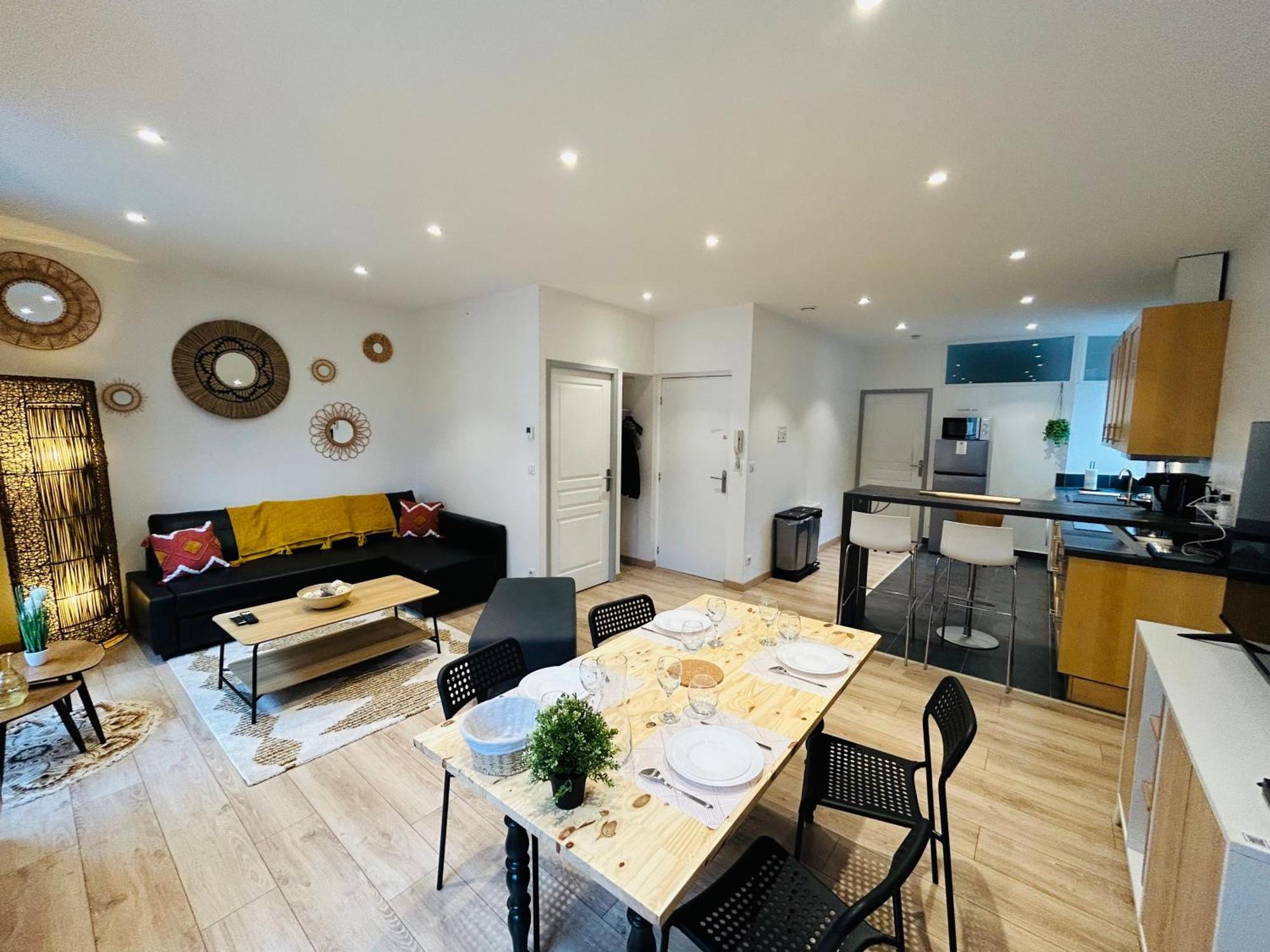 L'Etape Des Sacres Apartment Reims Bagian luar foto