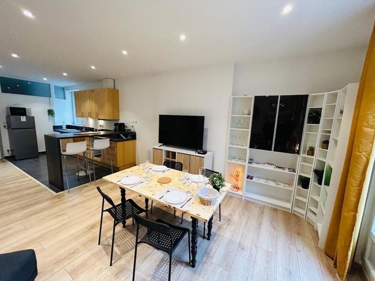 L'Etape Des Sacres Apartment Reims Bagian luar foto
