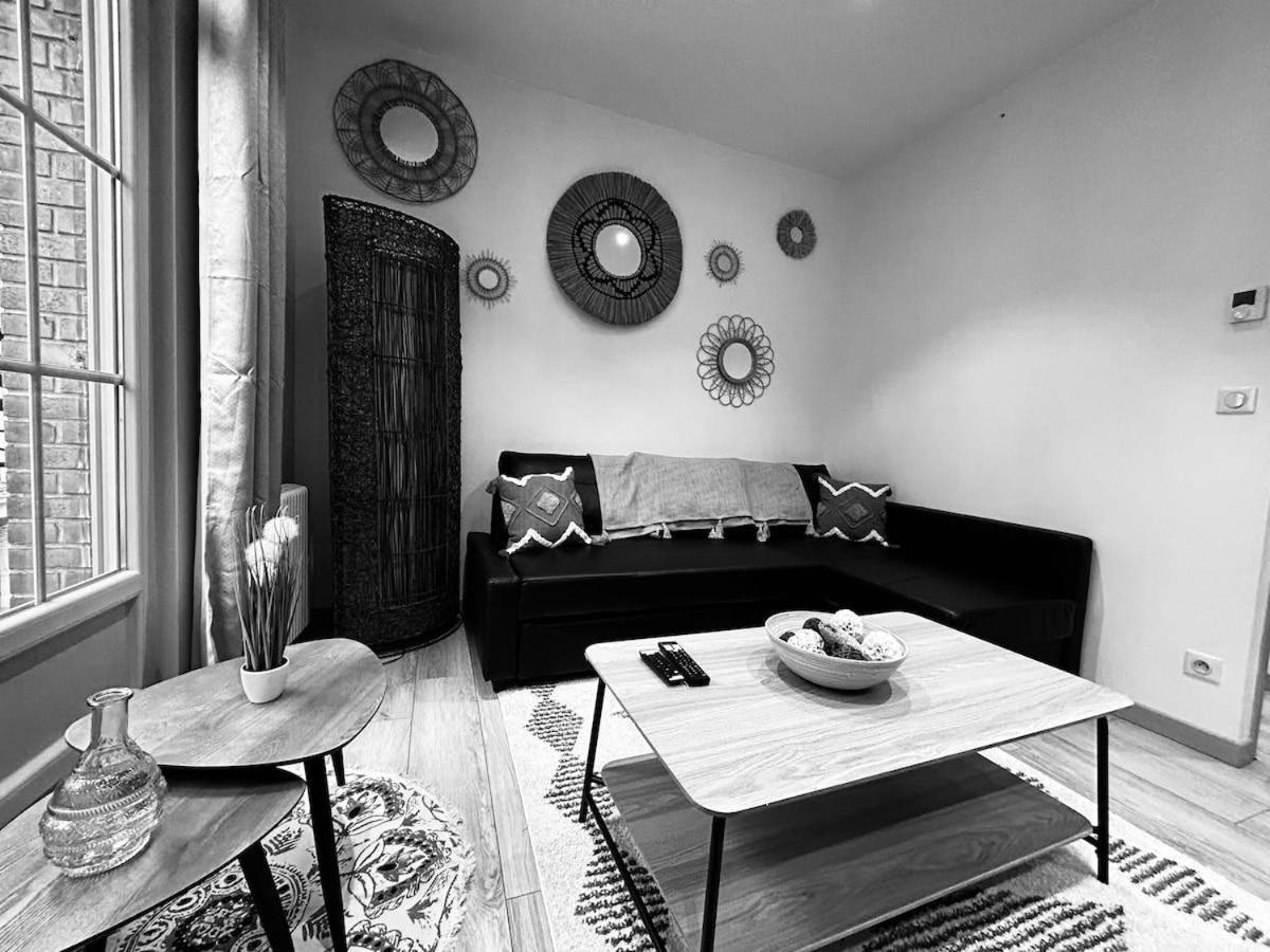 L'Etape Des Sacres Apartment Reims Bagian luar foto