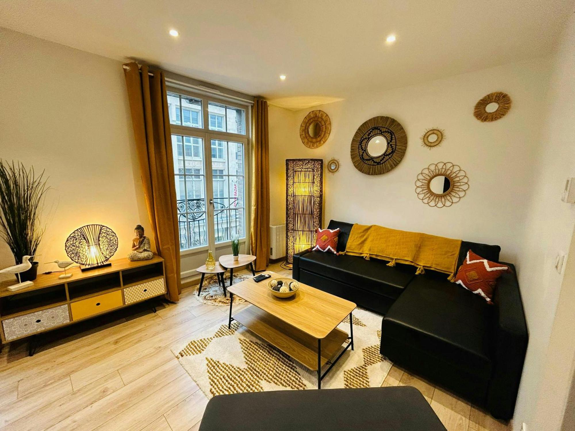 L'Etape Des Sacres Apartment Reims Bagian luar foto